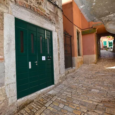 Apartmán Modern And Cozy Old Town - Classic *